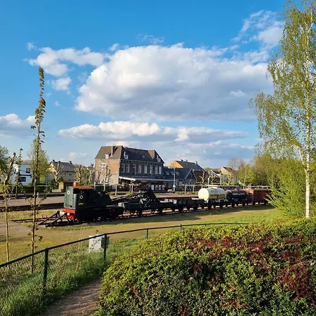 Vakantiehuis Bungalowpark - Alpha 67 *